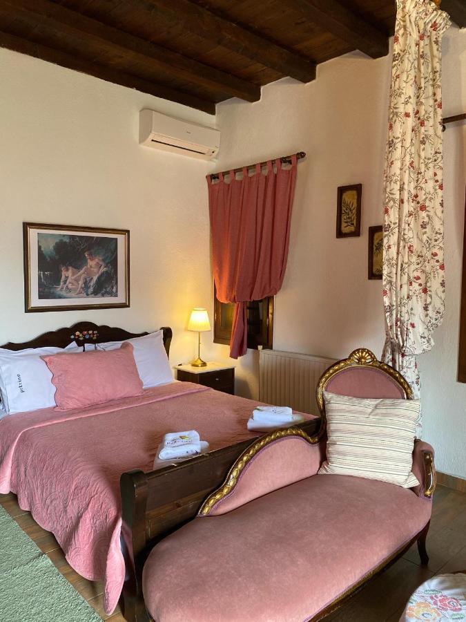 Hotel Petrino Palaios Panteleimonas Esterno foto